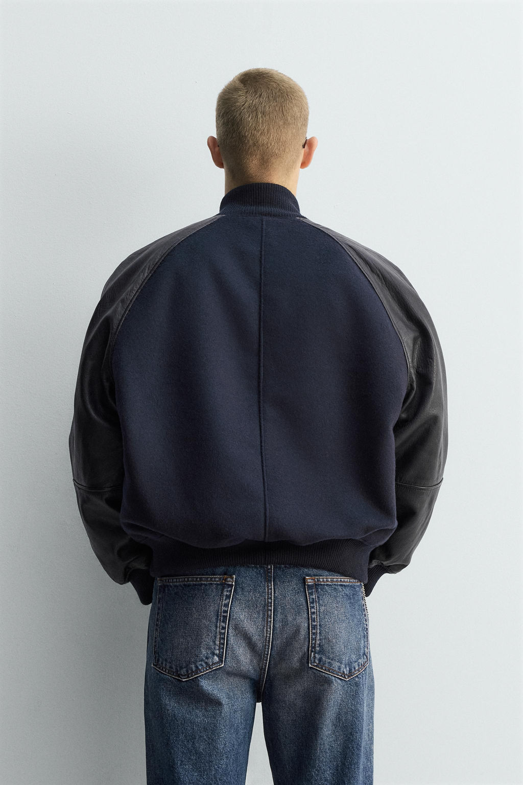 LIMITED EDITION CONTRAST LEATHER BOMBER JACKET - Zara фото 3