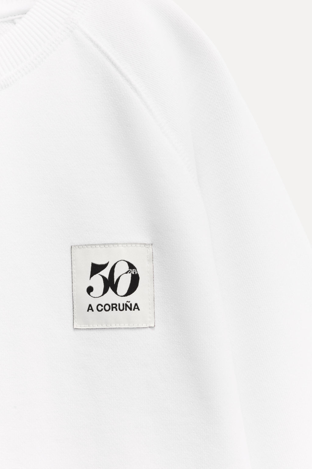 6-14 YEARS/ 50TH ANNIVERSARY LABEL POCKET SWEATSHIRT - Zara фото 3