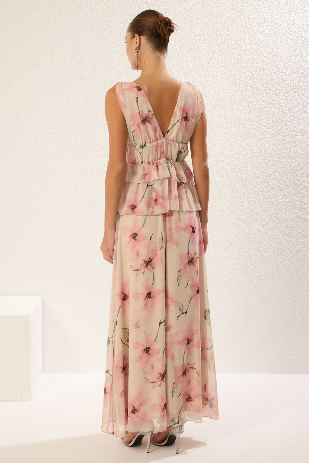 TRENDYOLMILLA Cok Renkli Astarl? Sifon Dokuma Maxi S?k Abiye Elbise TPRSS25AE00041  фото 5