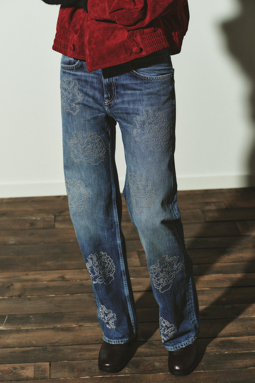 BARREL TRF FLORAL HIGH-WAIST JEANS