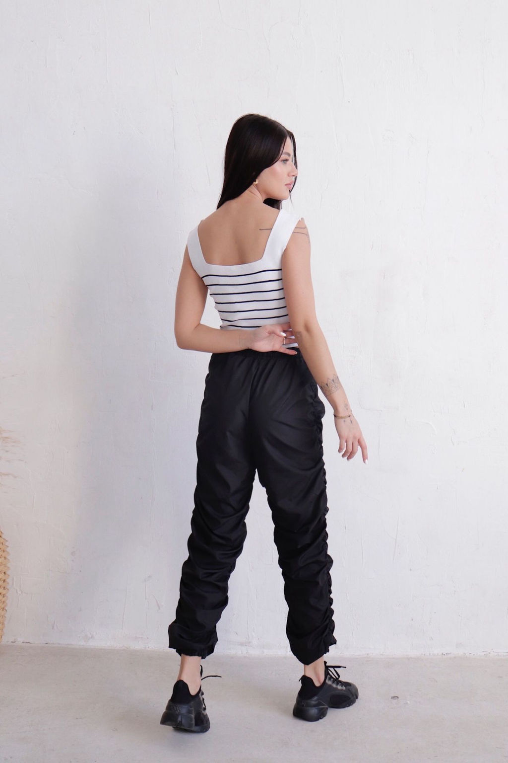 11571 Брюки-джоггеры чёрные - Martichelli фото 6