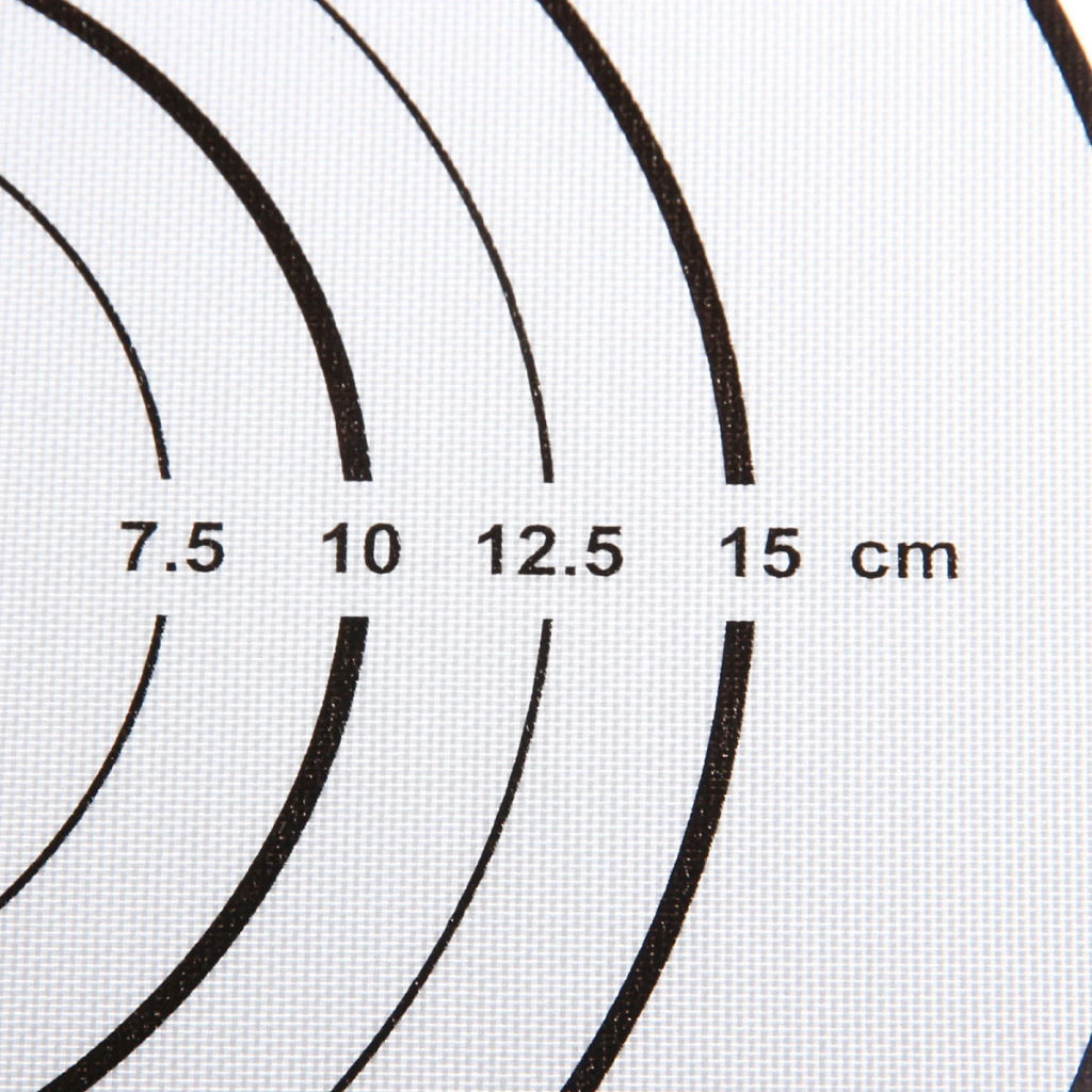 Цена за 2 шт. Коврик силиконовый 21см с ручками, белый