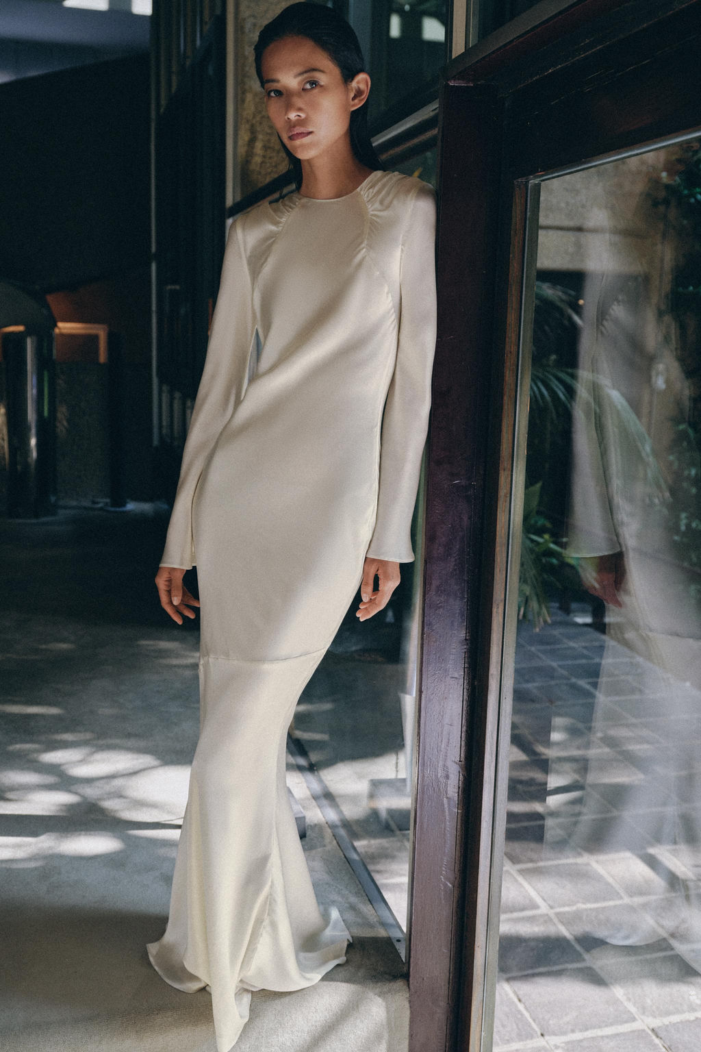 VESTIDO SEDA 100% DRAPEADO / Blanco roto - Zara фото 2