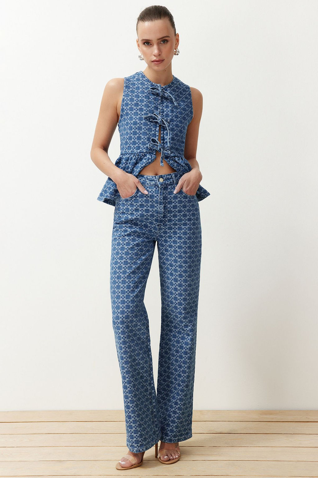 Siyah Desenli Yuksek Bel Wide Leg Jeans TWOSS24JE00278 - Trendyolmilla фото 8
