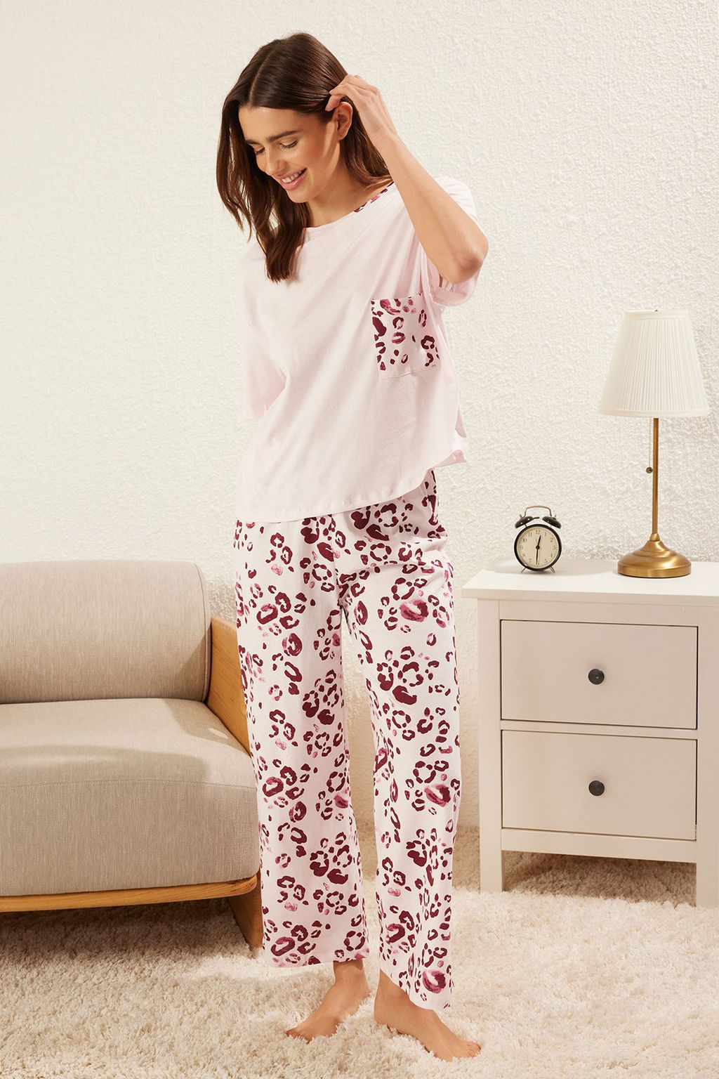 Trendyolmilla Pudra %100 Pamuklu Leopar Desenli Orme Pijama Tak?m? THMSS25PT00181