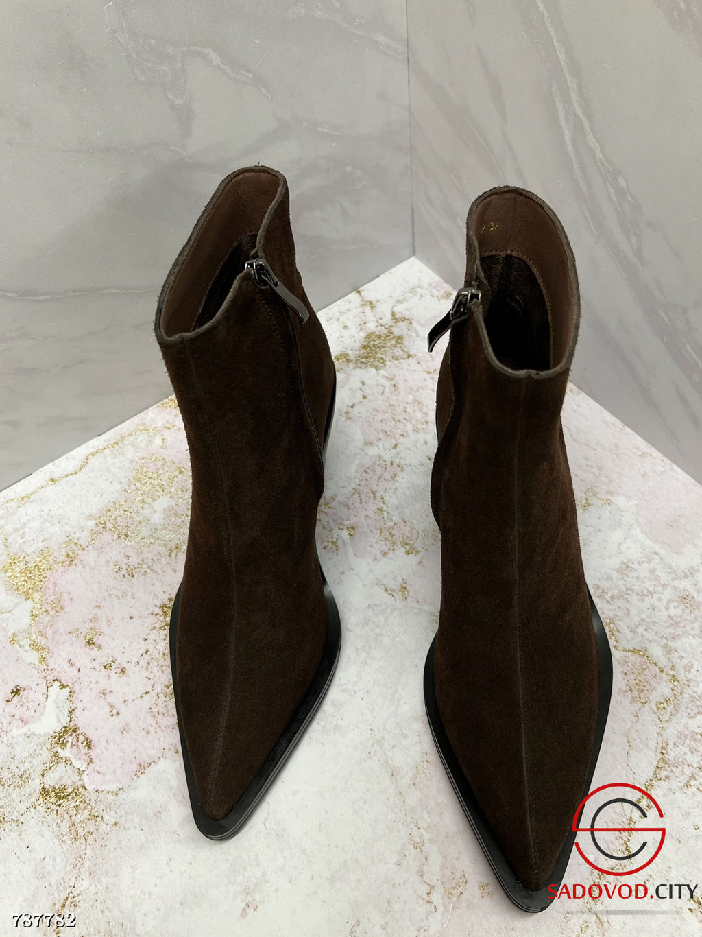 Женские замшевые ботинки на каблуку - Bruno фото 8