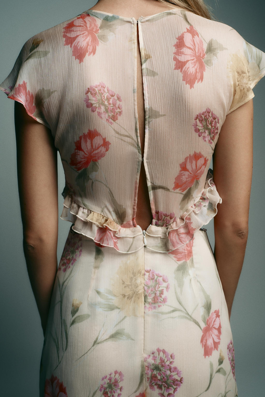 FLORAL PRINT CUT-OUT MIDI DRESS - Zara фото 17