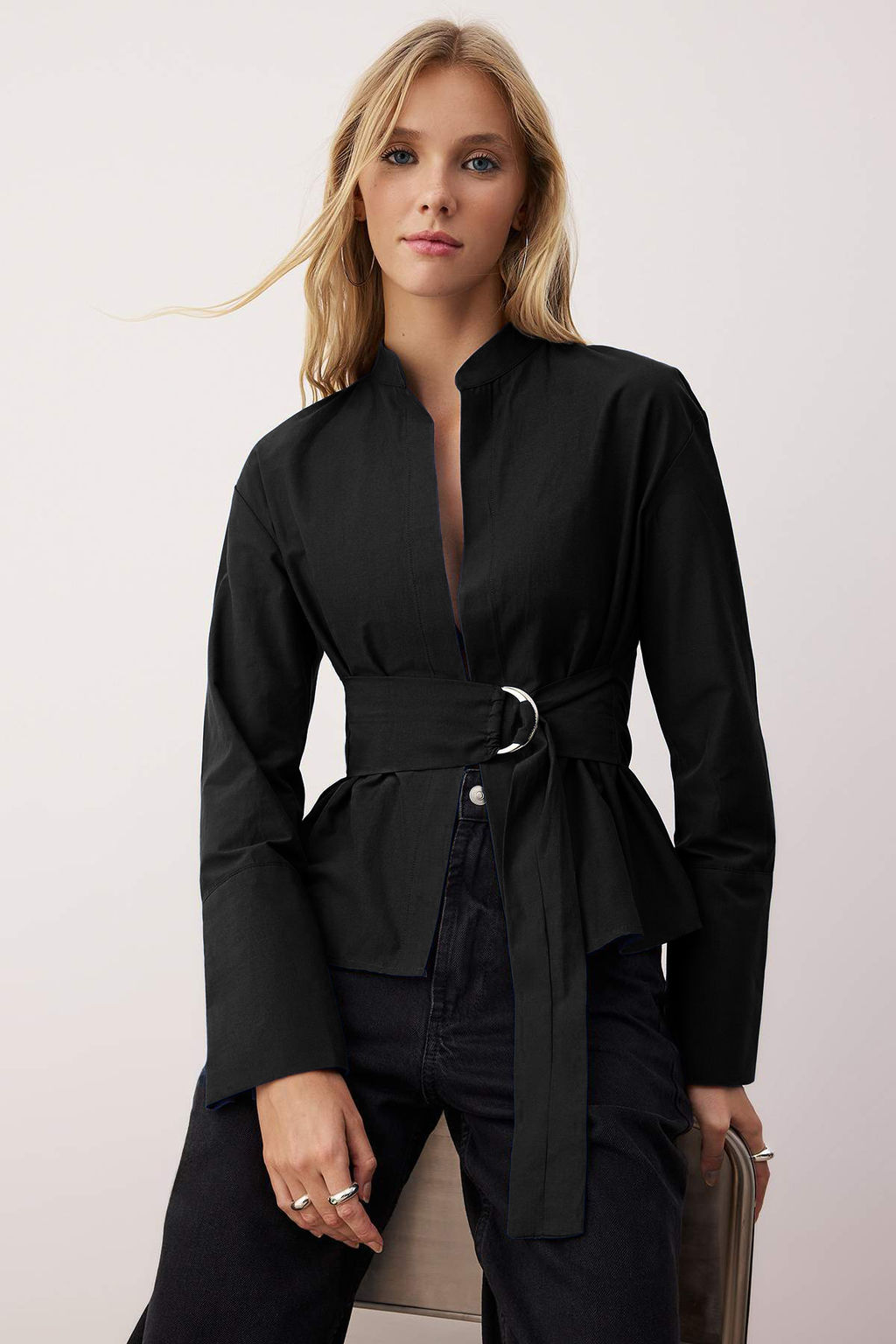 Siyah Kusakl? Onu C?tc?tl? Ayarlanabilir Gomlek TWOAW26GO00067