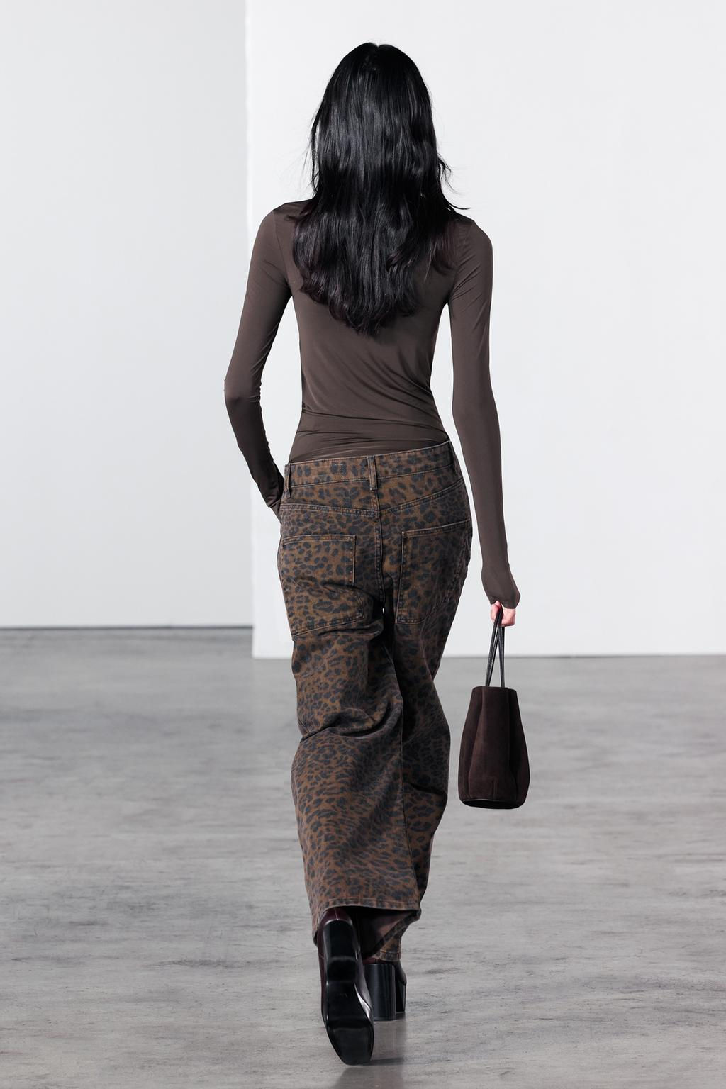 ZW COLLECTION ANIMAL PRINT RELAXED LOW-RISE JEANS - Zara фото 3