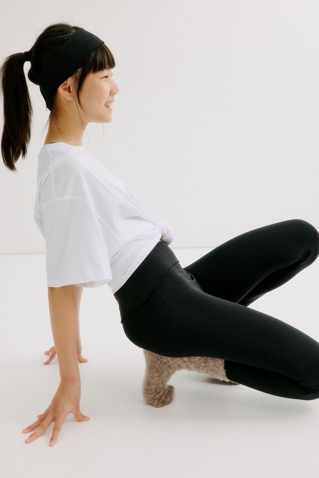 Leggings de yoga SoftMove con cintura plegable - H&m фото 4