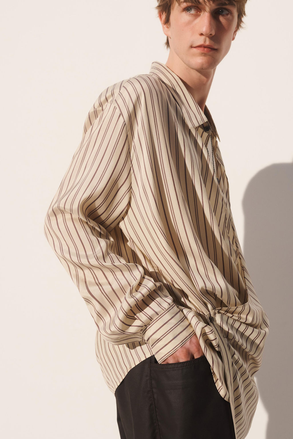 Рубашка Camisa Cruzada Rayas вискозная песочная