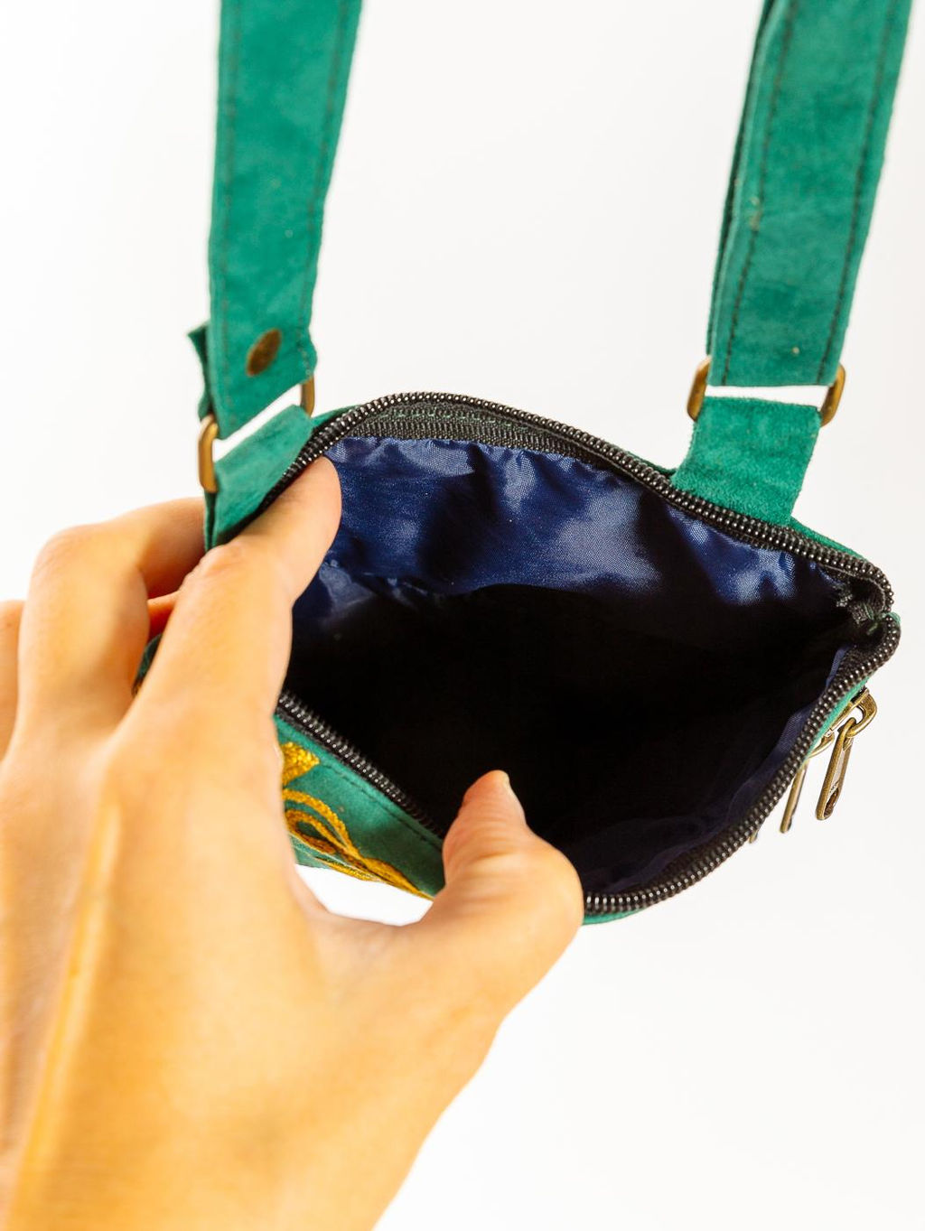 Сумка замшевая в ассортименте через плечо1107/40 - Ганг фото 4