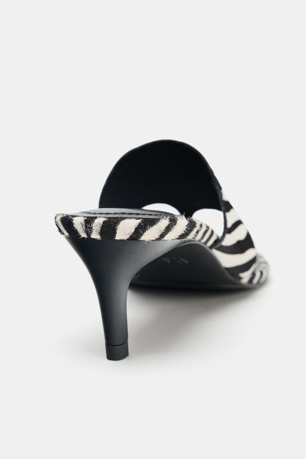 ANIMAL PRINT LEATHER SANDALS - Zara фото 14