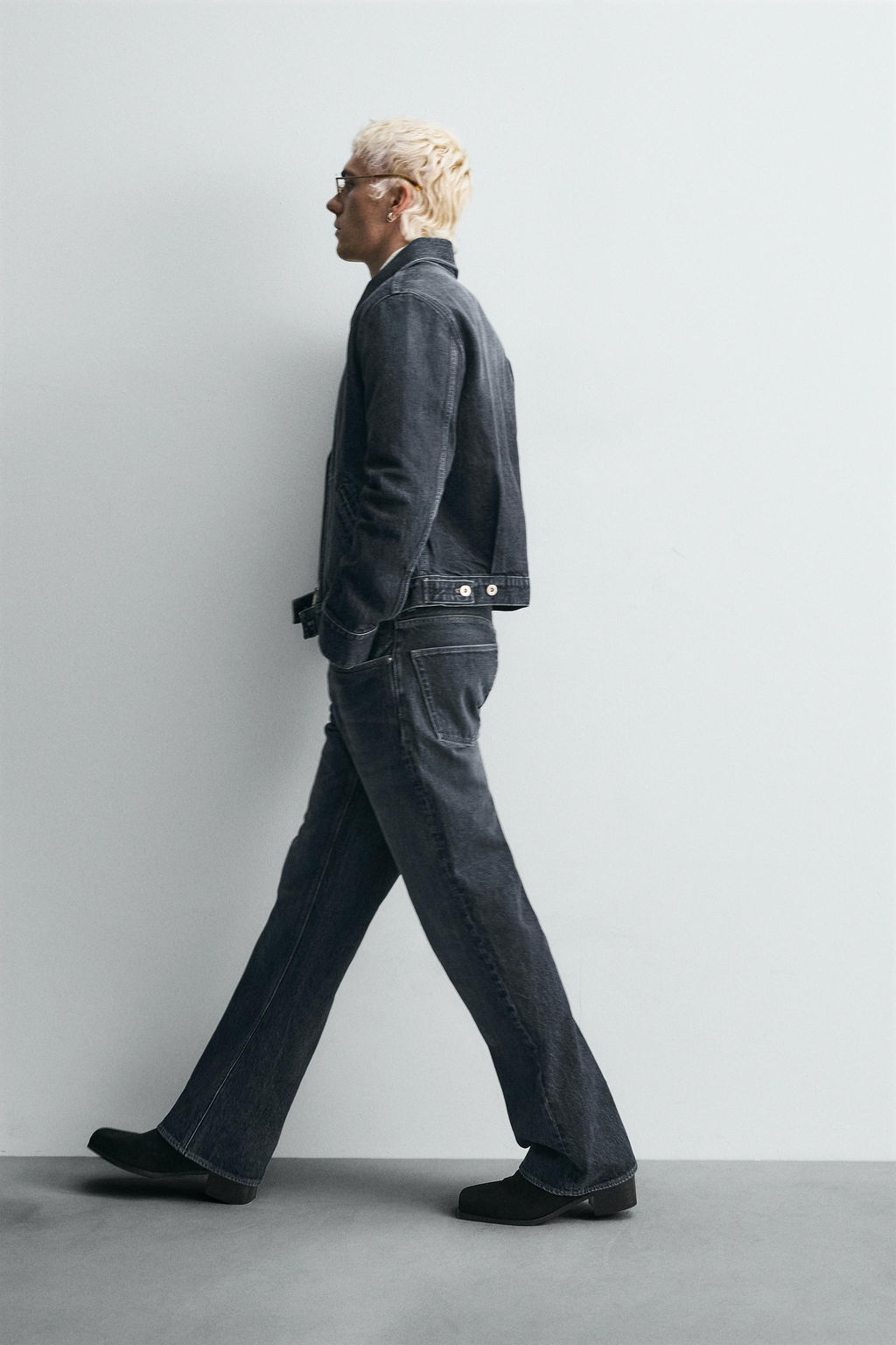 FLARE FIT JEANS LIMITED EDITION