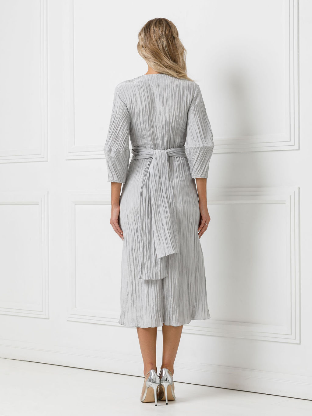 Платье из вискозы с эффектом креш