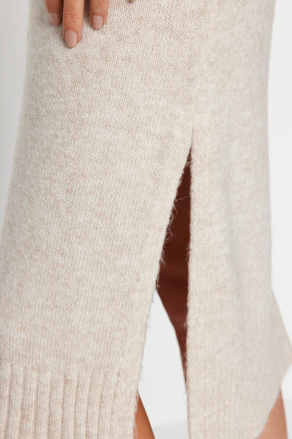 TRENDYOLMILLA Camel Midi Triko Genis Kal?p Yumusak Dokulu Elbise TWOAW24EL00034 фото 18