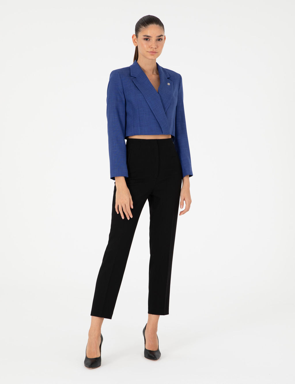 Брюки Carrot Fit черные