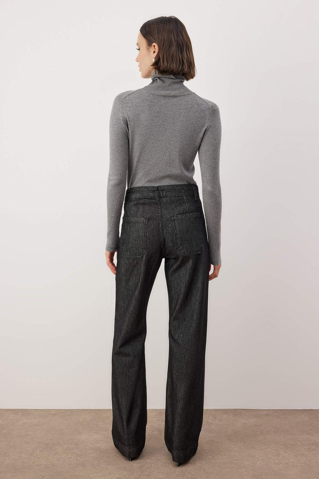 Siyah Yuksek Bel Cep Detayl? Raw Wide Leg Jeans TWOAW26JE00231 - Trendyolmilla фото 4