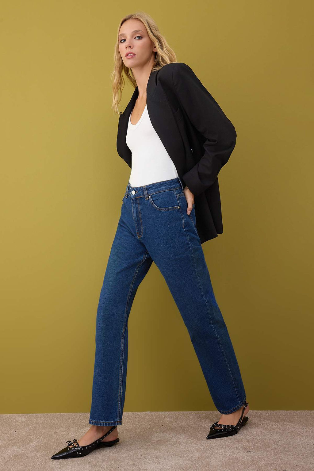 Koyu Mavi Yuksek Bel Straight Jeans TWOAW26JE00158
