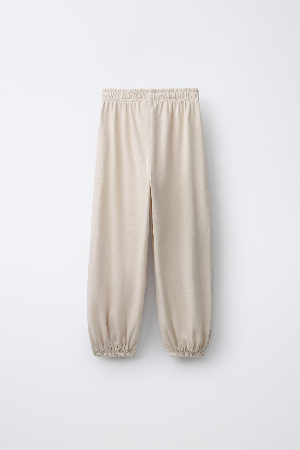 CONJUNTO CAMISETA LAZOS Y PANTAL?N JOGGER / Arena