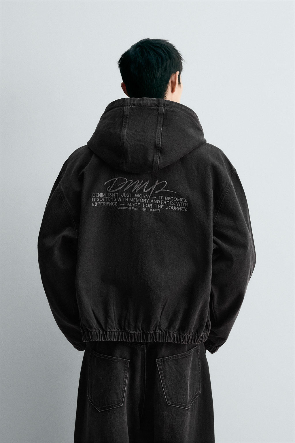 CAZADORA DENIM BORDADO CAPUCHA / Carb?n - Zara фото 3