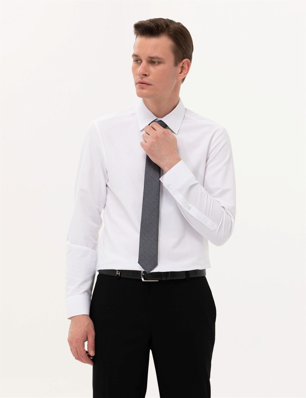 Beyaz Slim Fit Uzun Kollu Basic G_mlek