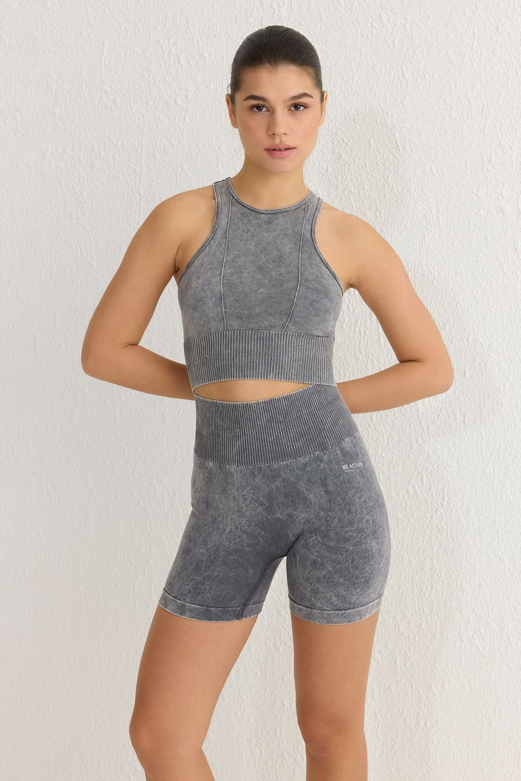 Trendyolmilla Lacivert Seamless/Dikissiz Crop Y?kamal? Halter Yaka Orme Spor Ust/Bluz THMSS23SS00004  фото 2