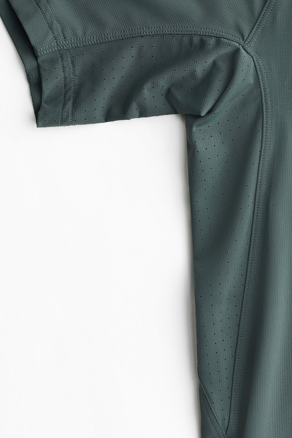 Camiseta de deporte con CoolMove Muscle Fit - H&m фото 5