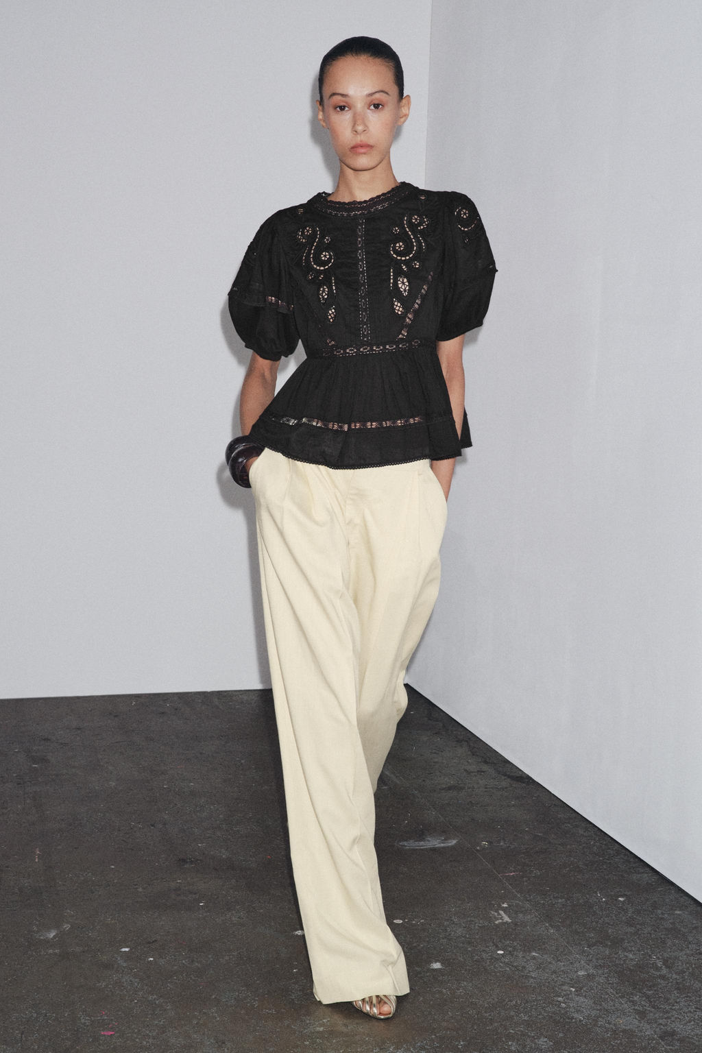 ZW COLLECTION ROMANTIC EMBROIDERED BLOUSE - Zara фото 11