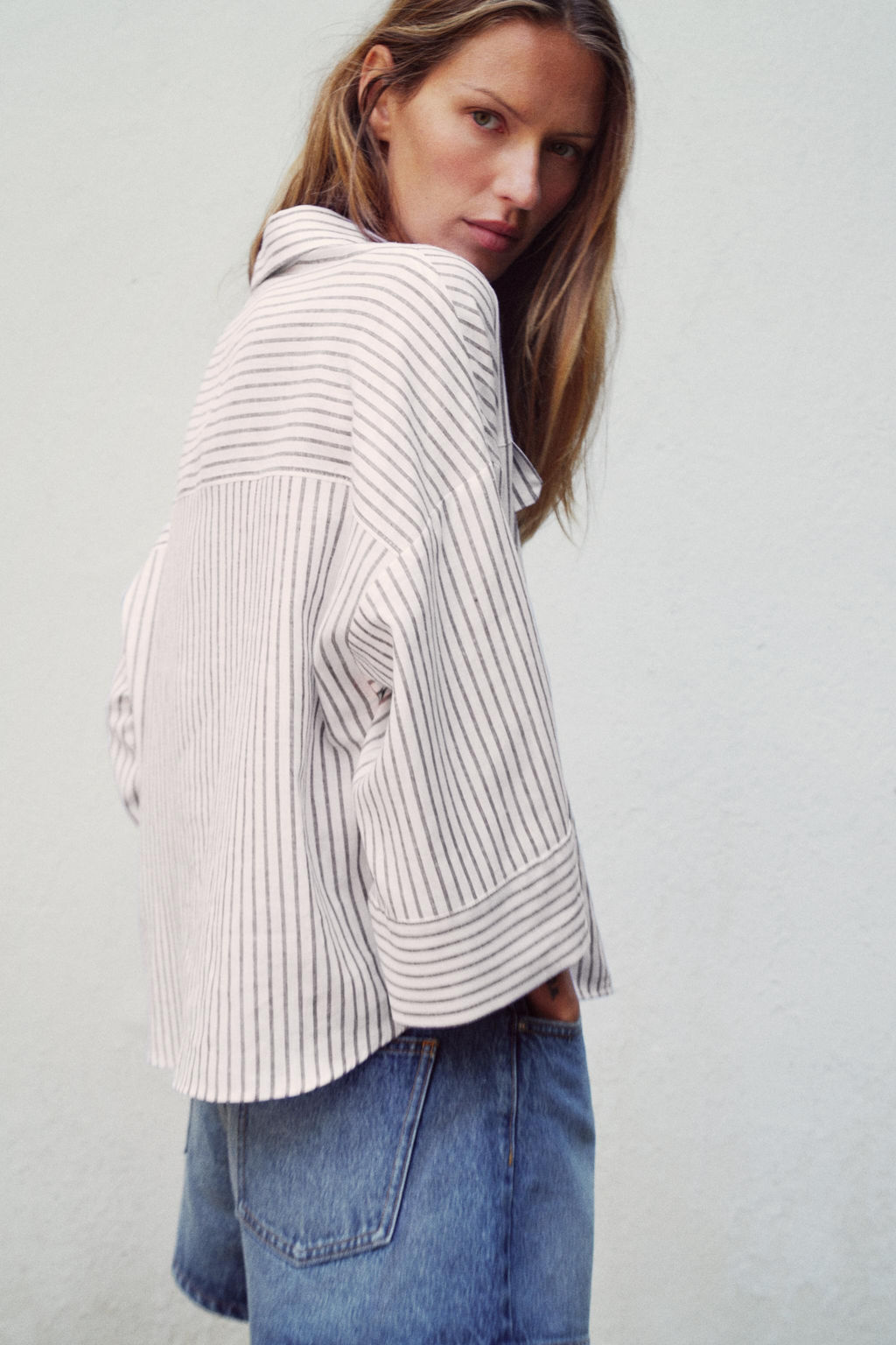 CAMISA RAYAS CON LINO / marron/blanco