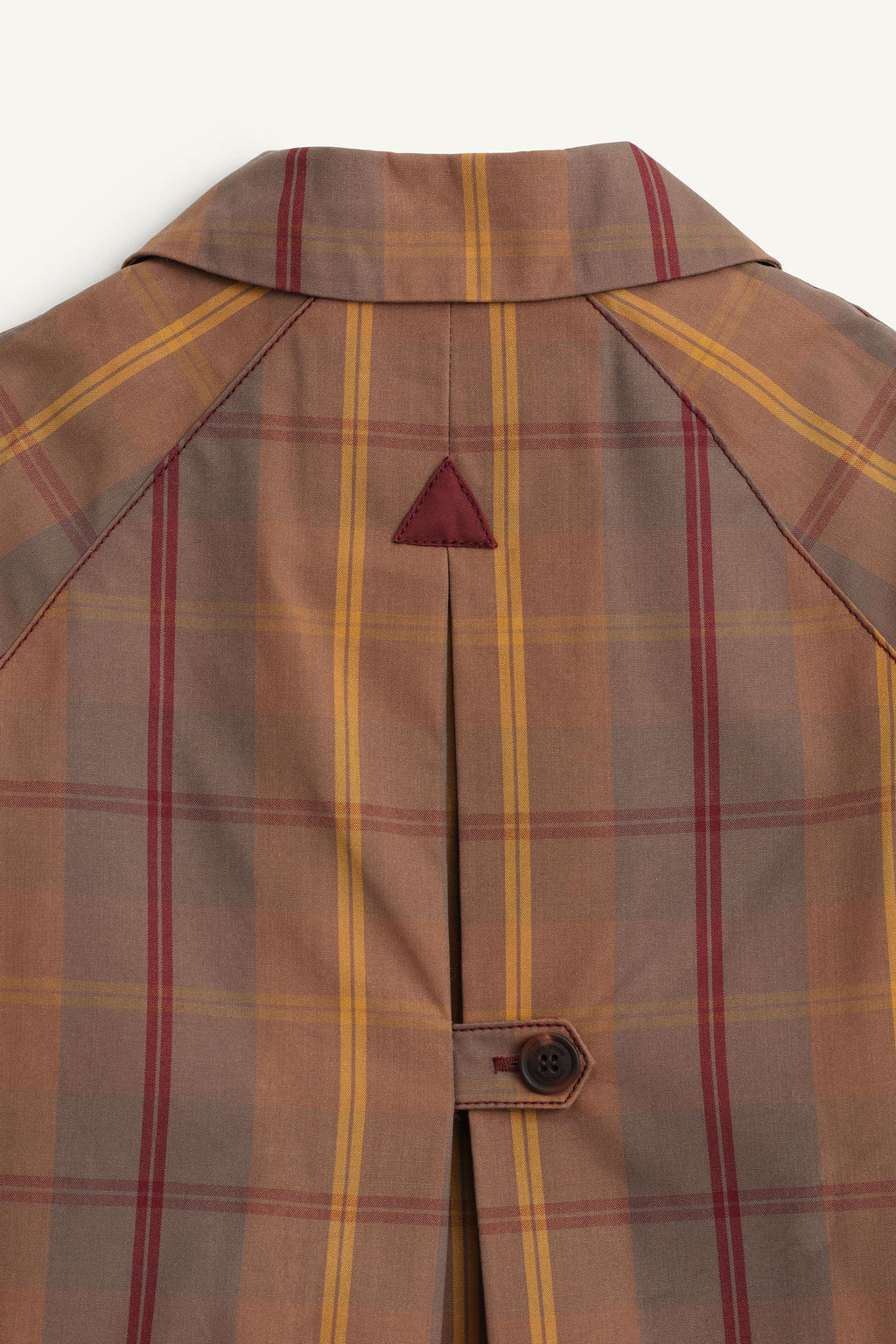 LIMITED EDITION CHECK WAXED COAT - Zara фото 9