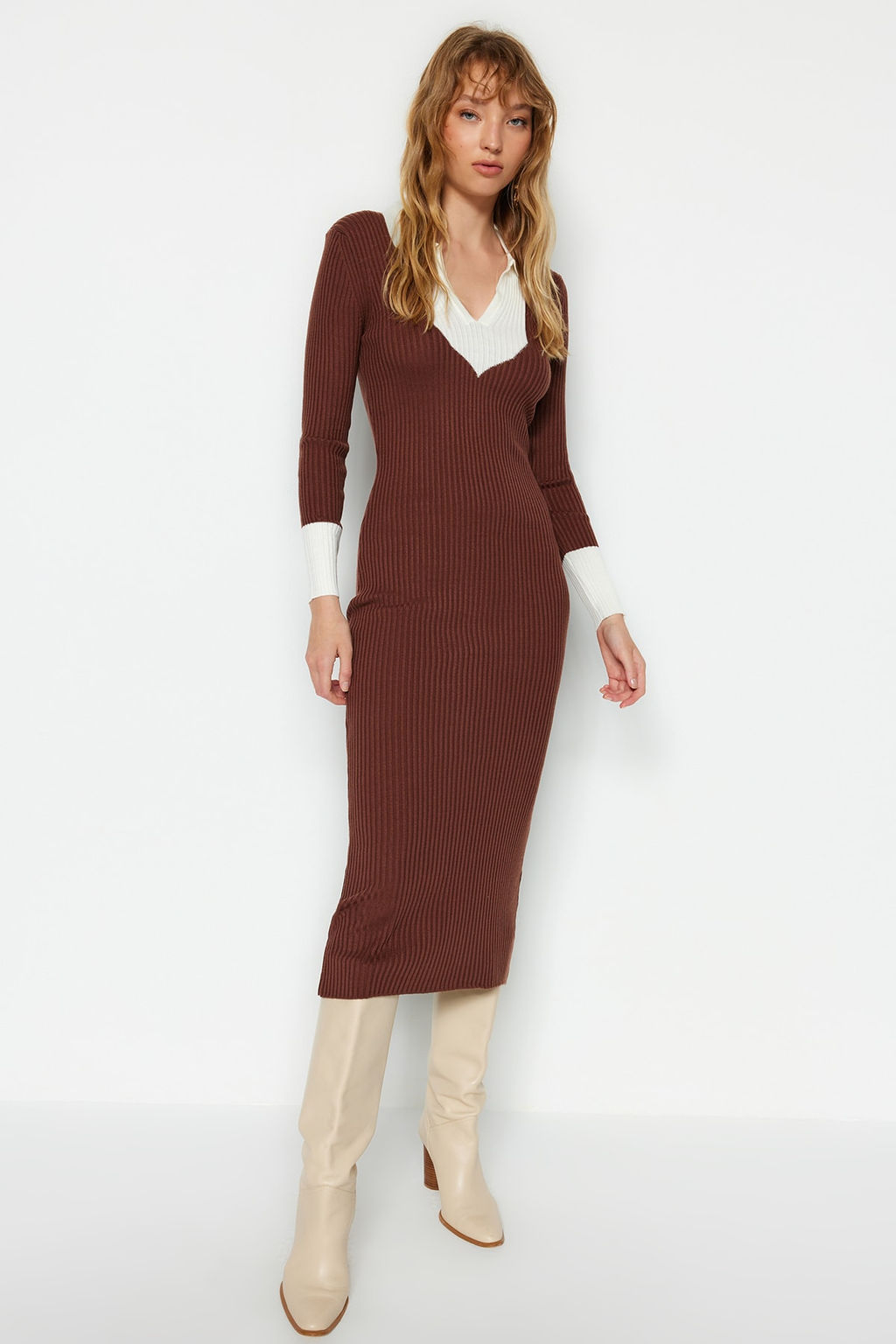 TRENDYOLMILLA Siyah Midi Triko Renk Bloklu Elbise Elbise TWOAW23EL00024  фото 16