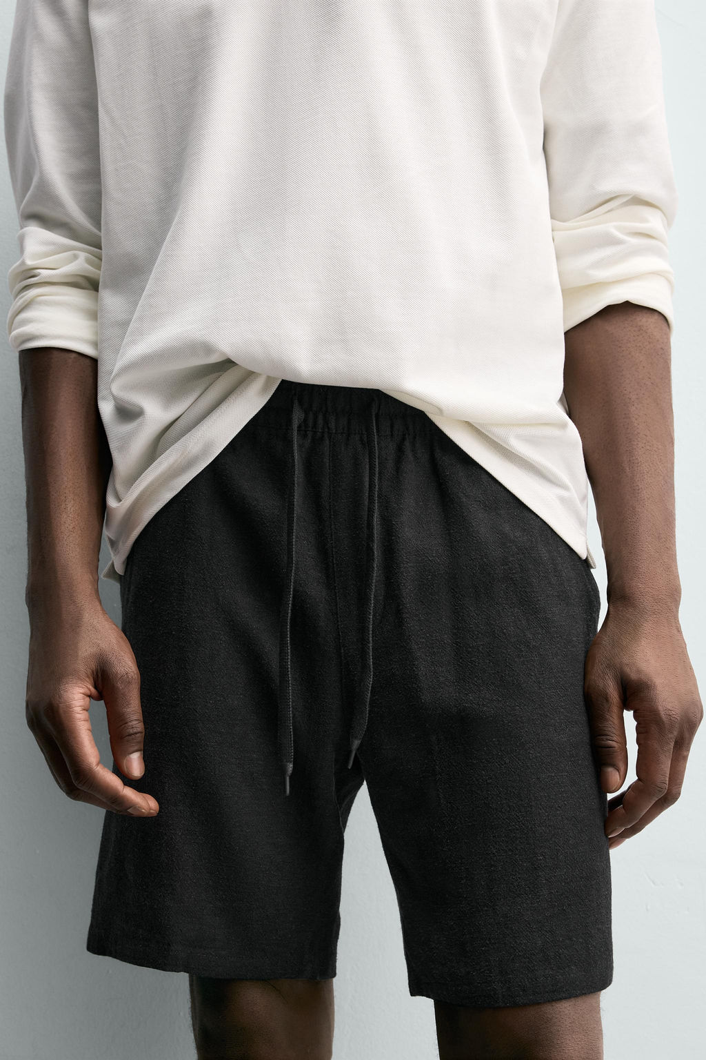 BERMUDA RELAXED FIT VISCOSA - LINO / Negro - Zara фото 5