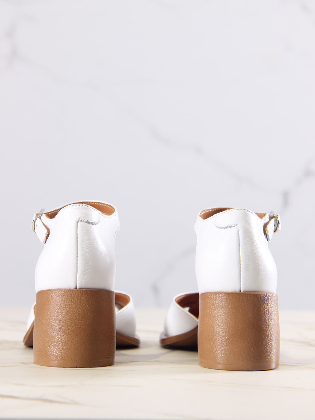 Босоножки 5033.23663be.Белый+коричневый