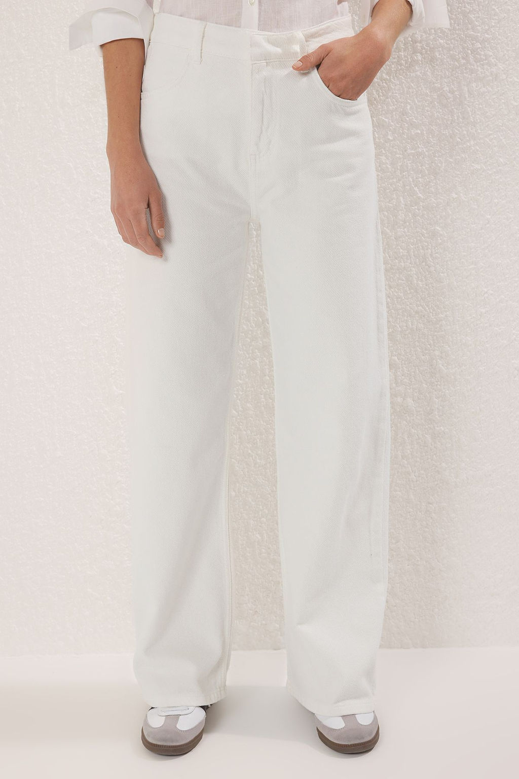 Beyaz Yuksek Bel Wide Leg Jeans TWOSS25JE00294 - Trendyolmilla фото 3