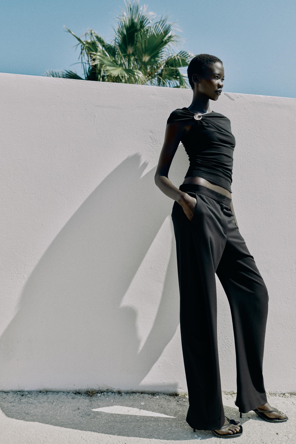 TOP DRAPEADO FORNITURA / Negro - Zara фото 3