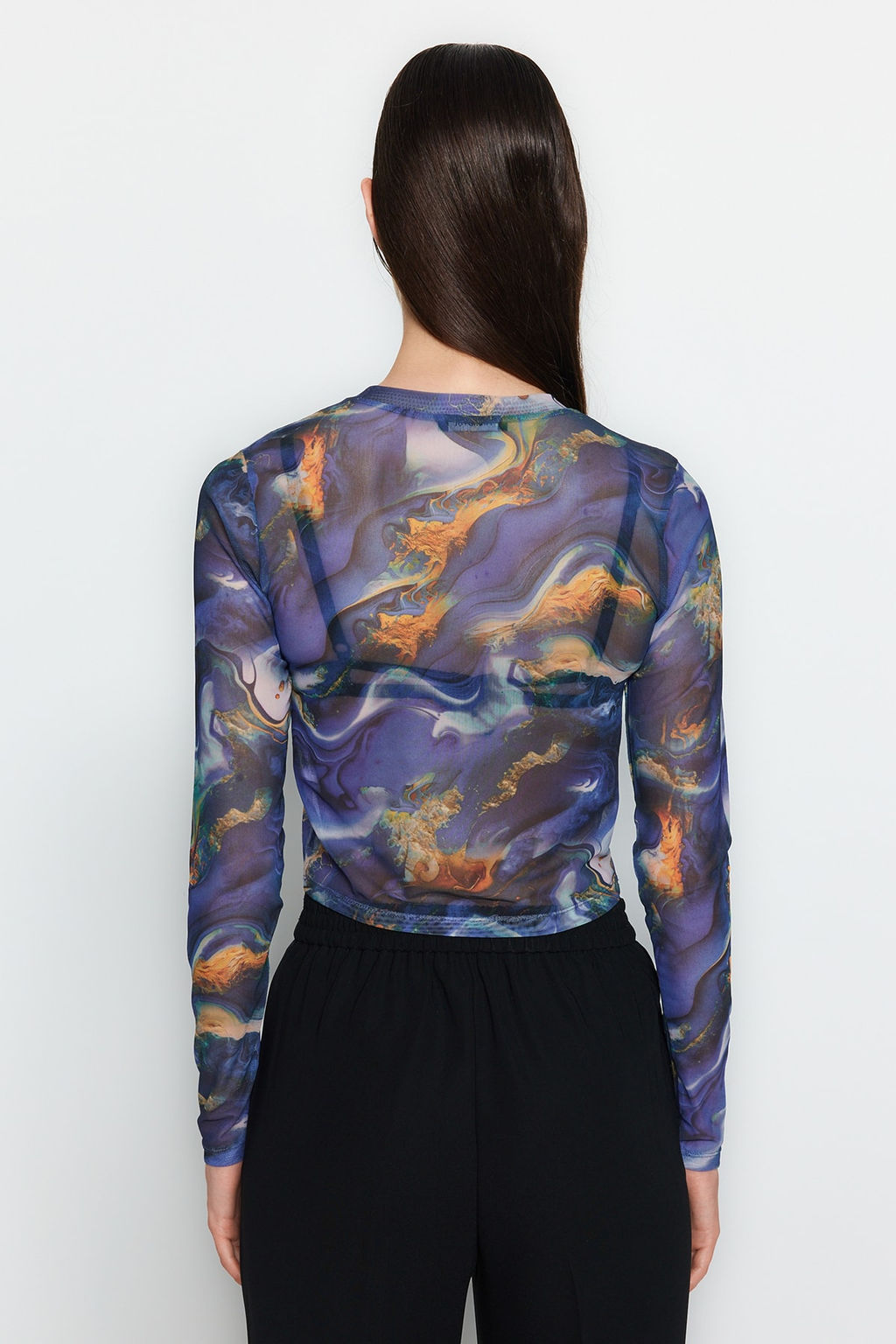 Trendyolmilla Pembe Bask?l? Tul Fitted/Vucuda Oturan Crop Esnek Orme Bluz TWOAW24BZ00030