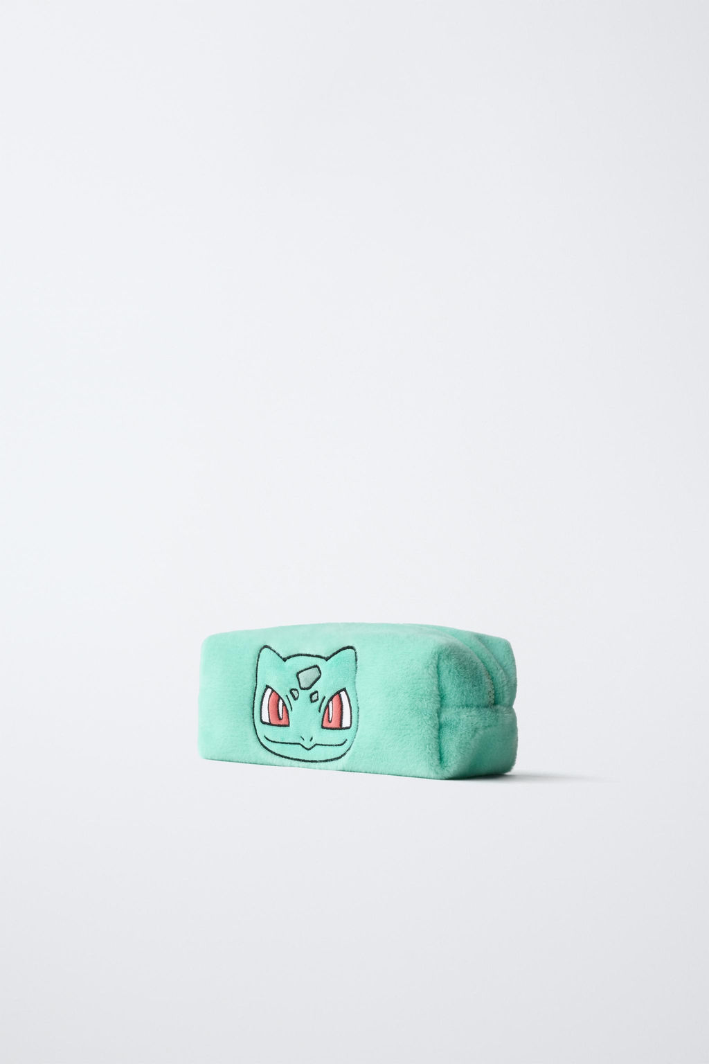 BULBASAUR POK_MON TOILETRY BAG - Zara фото 2