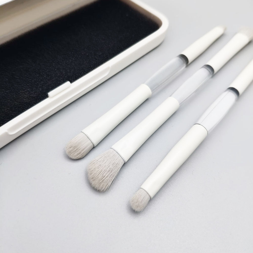 Nail Art Набор кистей для макияжа в футляре с зеркалом, 3 шт., белый фото 4