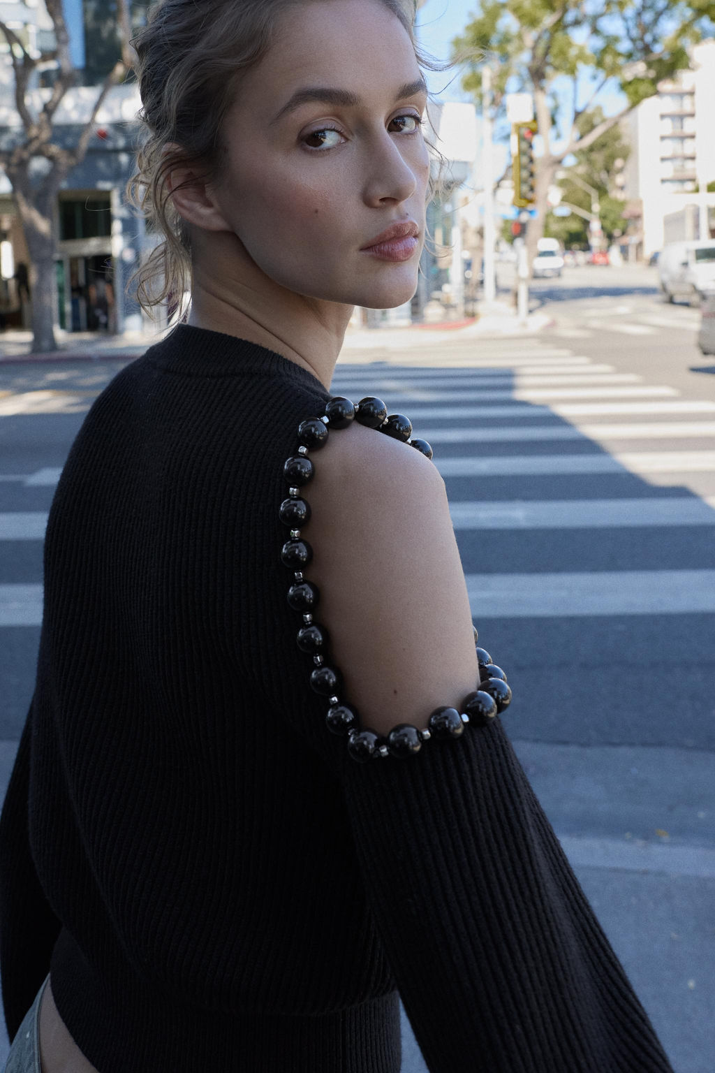 CUT-OUT BALL DETAIL KNIT JUMPER - Zara фото 12