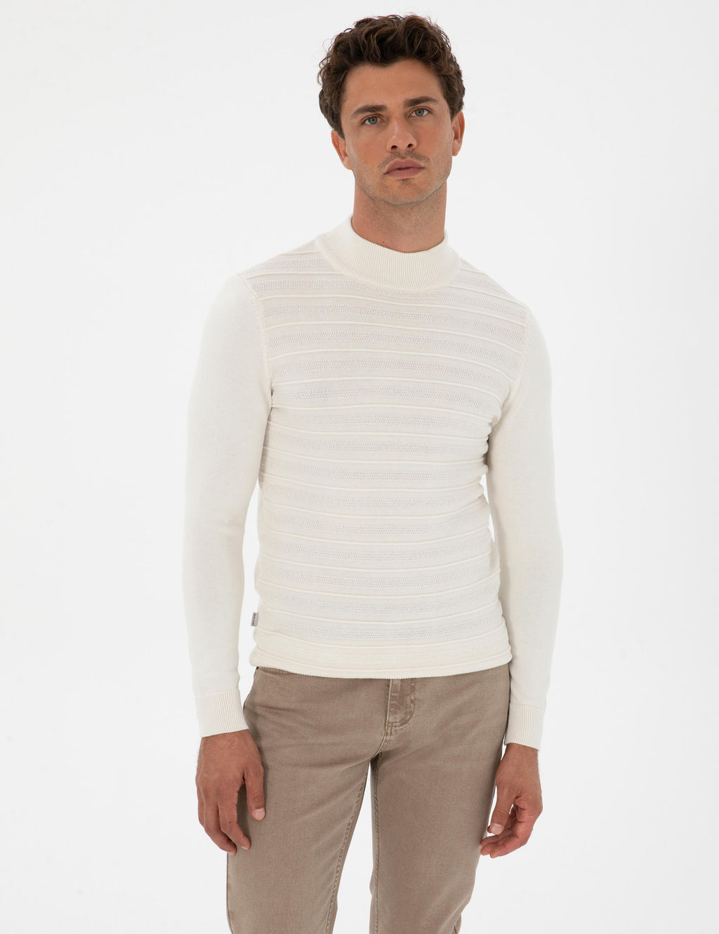 Ekru Slim Fit _eyrek Yaka Triko Kazak
