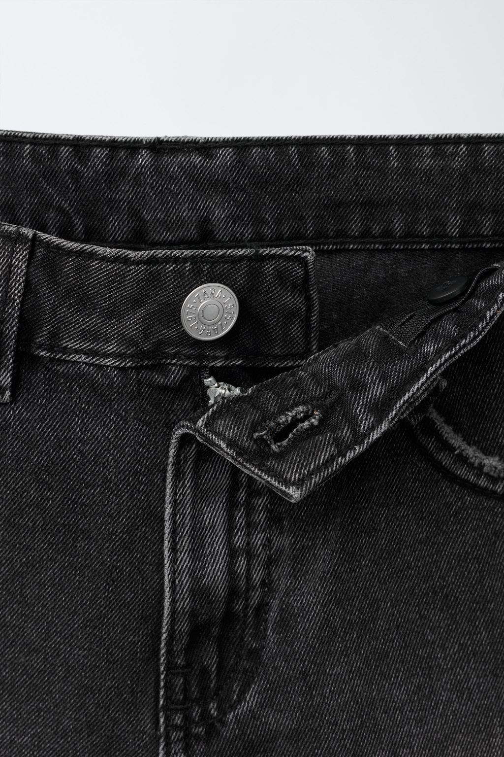 WIDE FIT DENIM BERMUDA SHORTS - Zara фото 3