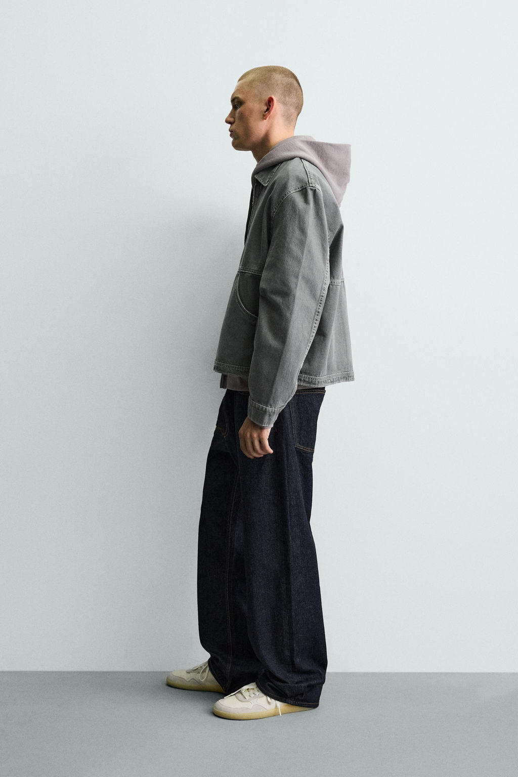 CAZADORA BOXY FIT PESPUNTES CONTRASTE / Verde gris - Zara фото 4
