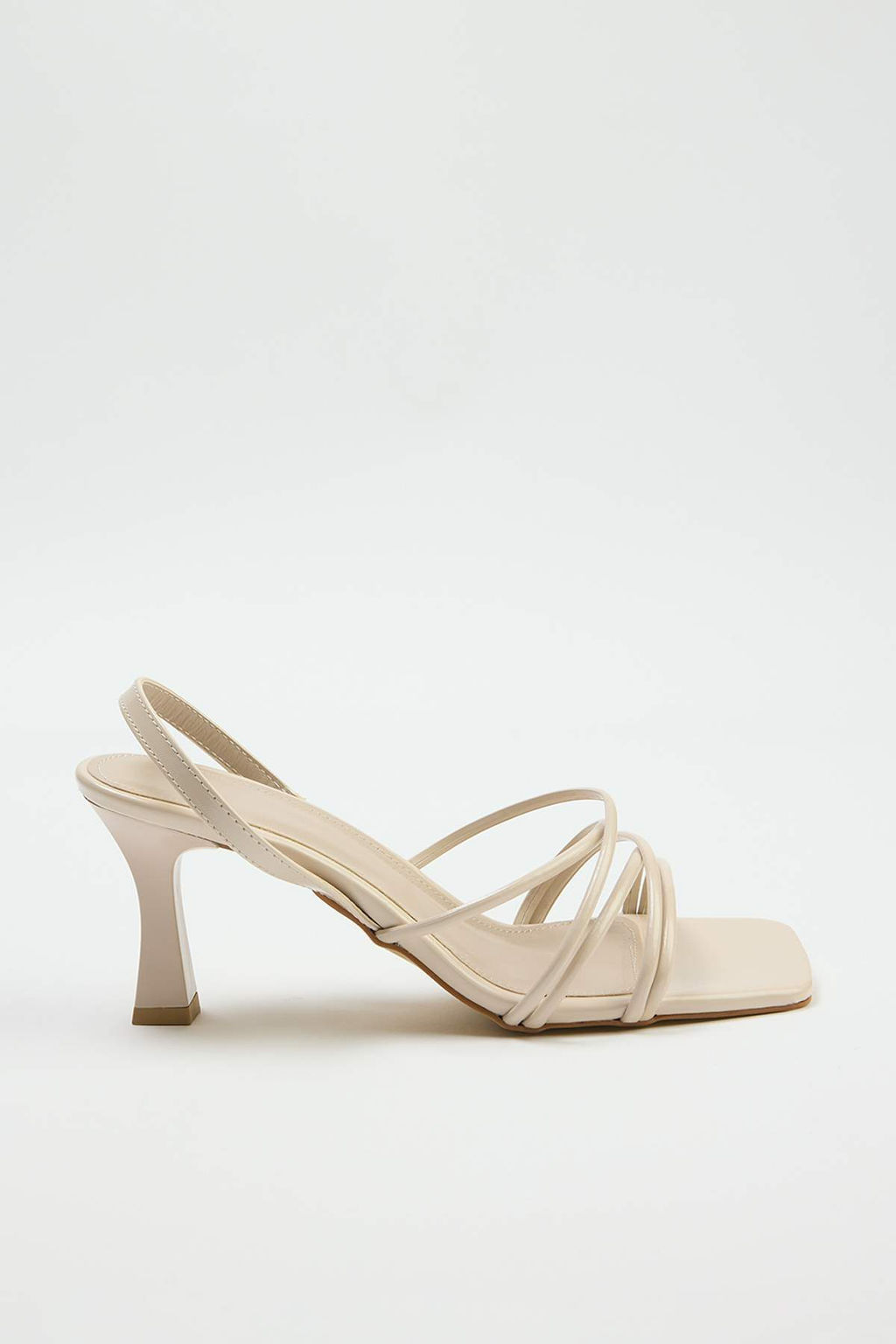 Trendyol Shoes Gumus Metalik Bilekten Baglamal? Ince Topuklu Kare Burun Kad?n Topuklu Sandalet TAKSS25TO00003 - Trendyolmilla фото 22