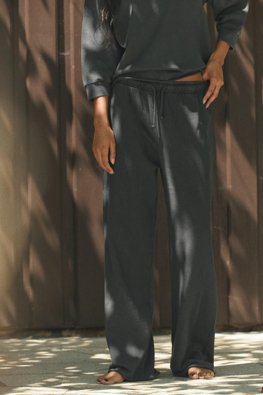 FADED-EFFECT PLUSH JOGGER TROUSERS - Zara фото 10