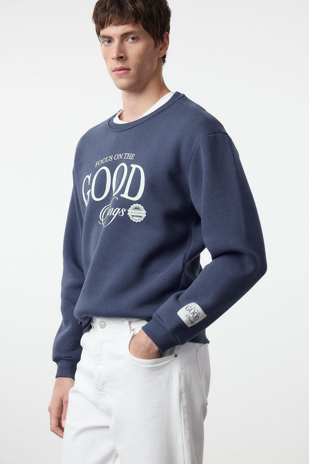 TRENDYOL MAN Lacivert Oversize/Genis Kesim Ici Polar/S?cak Tutan Bask?l? Sweatshirt TMNAW25SW00064 - Trendyolmilla фото 4