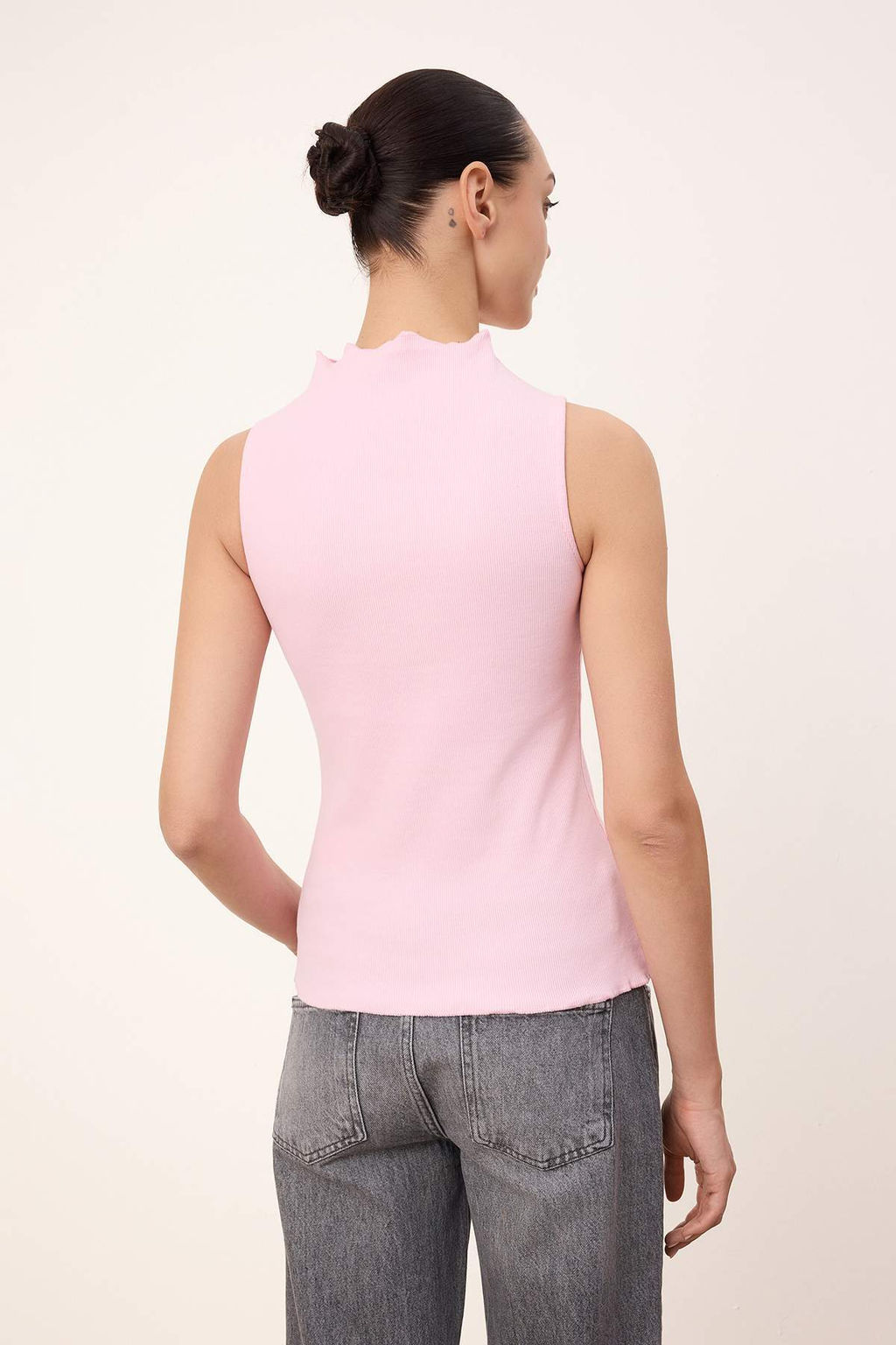 Wardrobe Essentials-Ac?k Pembe Fitted Dugmeli Volanl?/F?rf?rl? Esnek Orme Bluz TWOSS26BZ00171 - Trendyolmilla фото 4