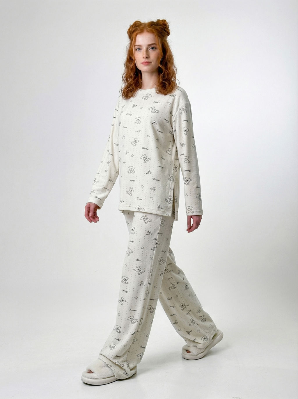 Пижама из велюра с принтом мишки с резинкой в комплекте OD-1009-3 молочный
