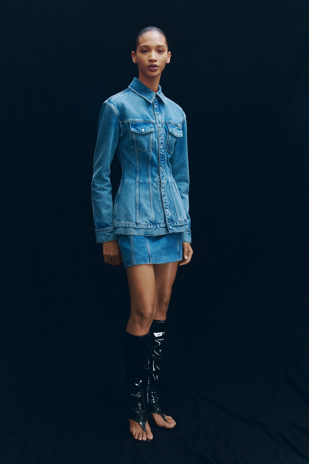 Cazadora denim con silueta reloj de arena - H&m фото 4