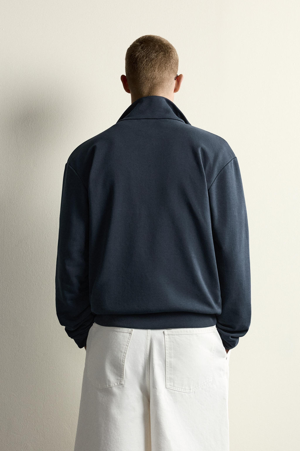 SUDADERA RELAXED FIT CREMALLERA CONTRASTE / Azul - Zara фото 3